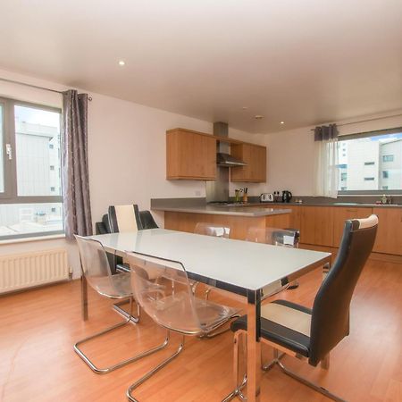Blue Harbour Apartments Эдинбург Экстерьер фото